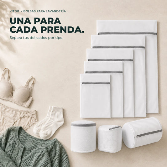 Ocho bolsas blancas de malla para separar prendas por tipo antes de lavar.