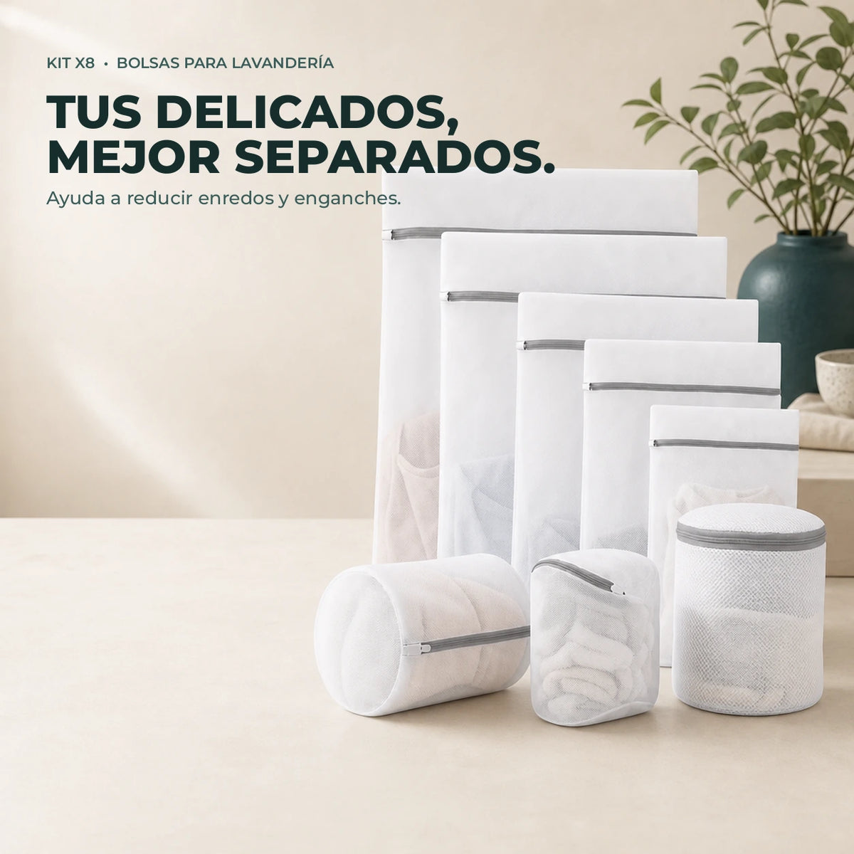 Bolsas de malla que mantienen medias y prendas delicadas separadas durante el lavado.